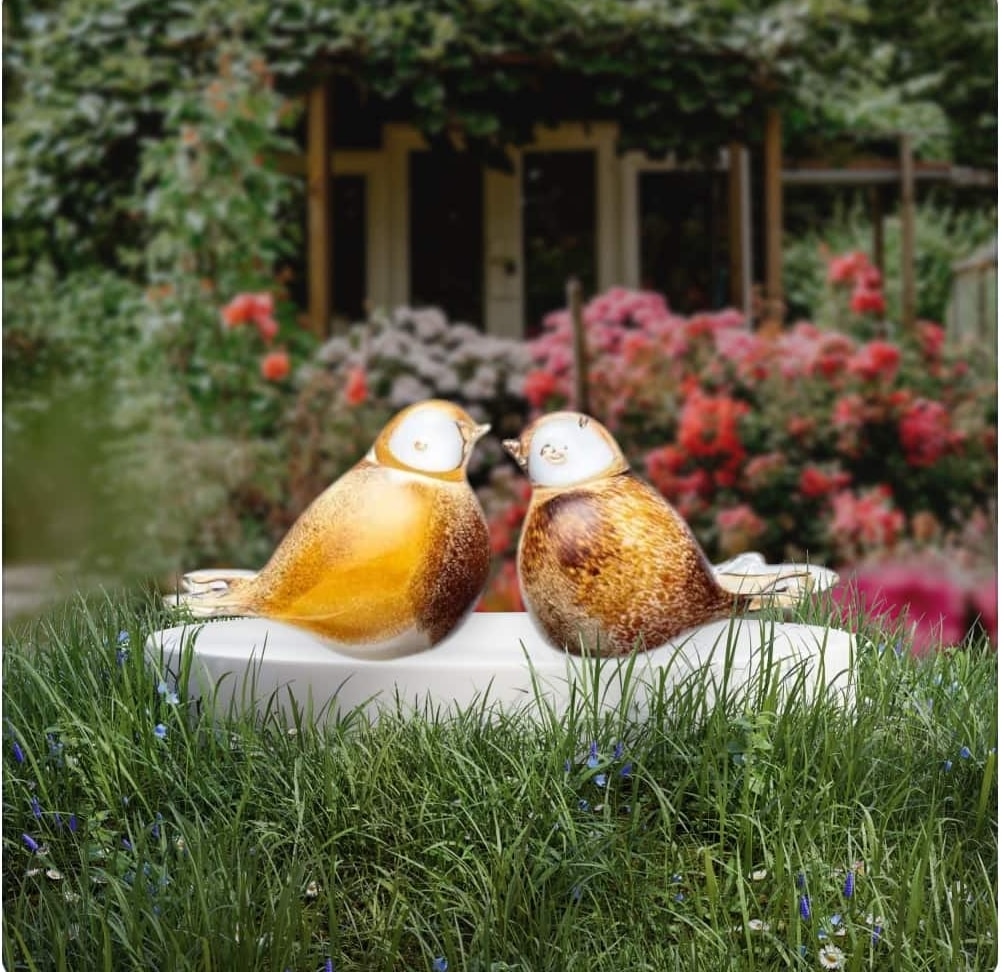 Urn vogel bruin-geel-wit