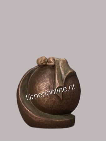 UGK 005 A UGK 005 A Keramische urn brons In vredige rust