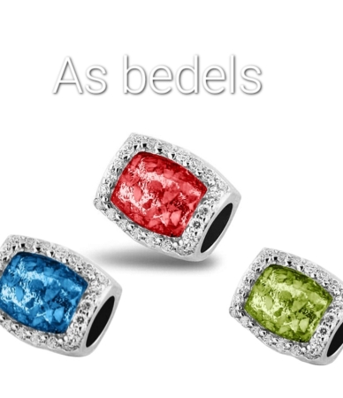 Assieraden bedels ( armband)