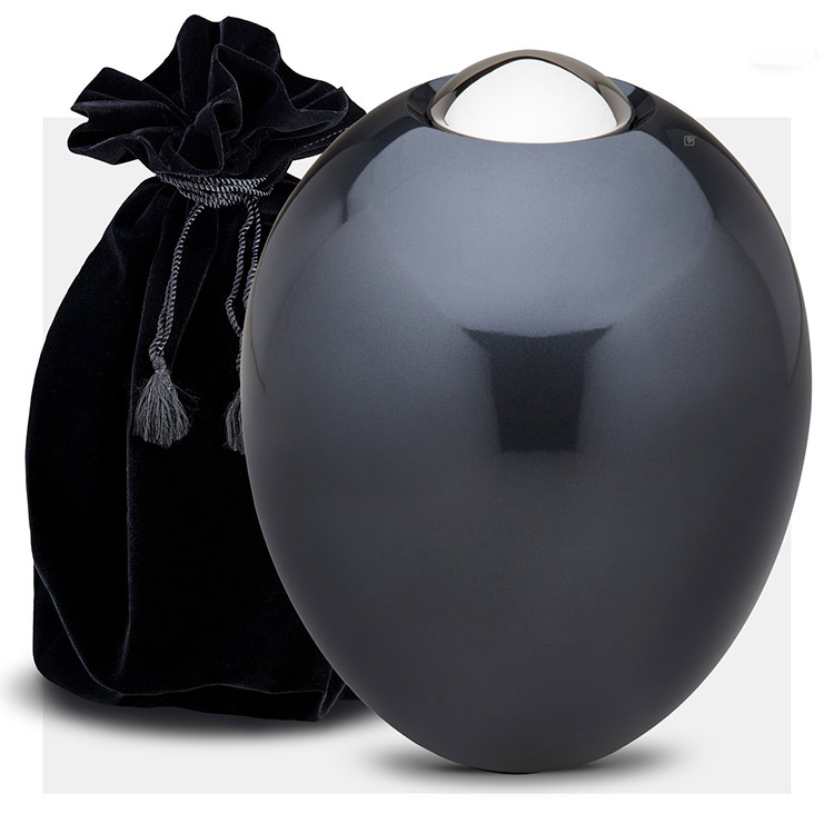 urn black